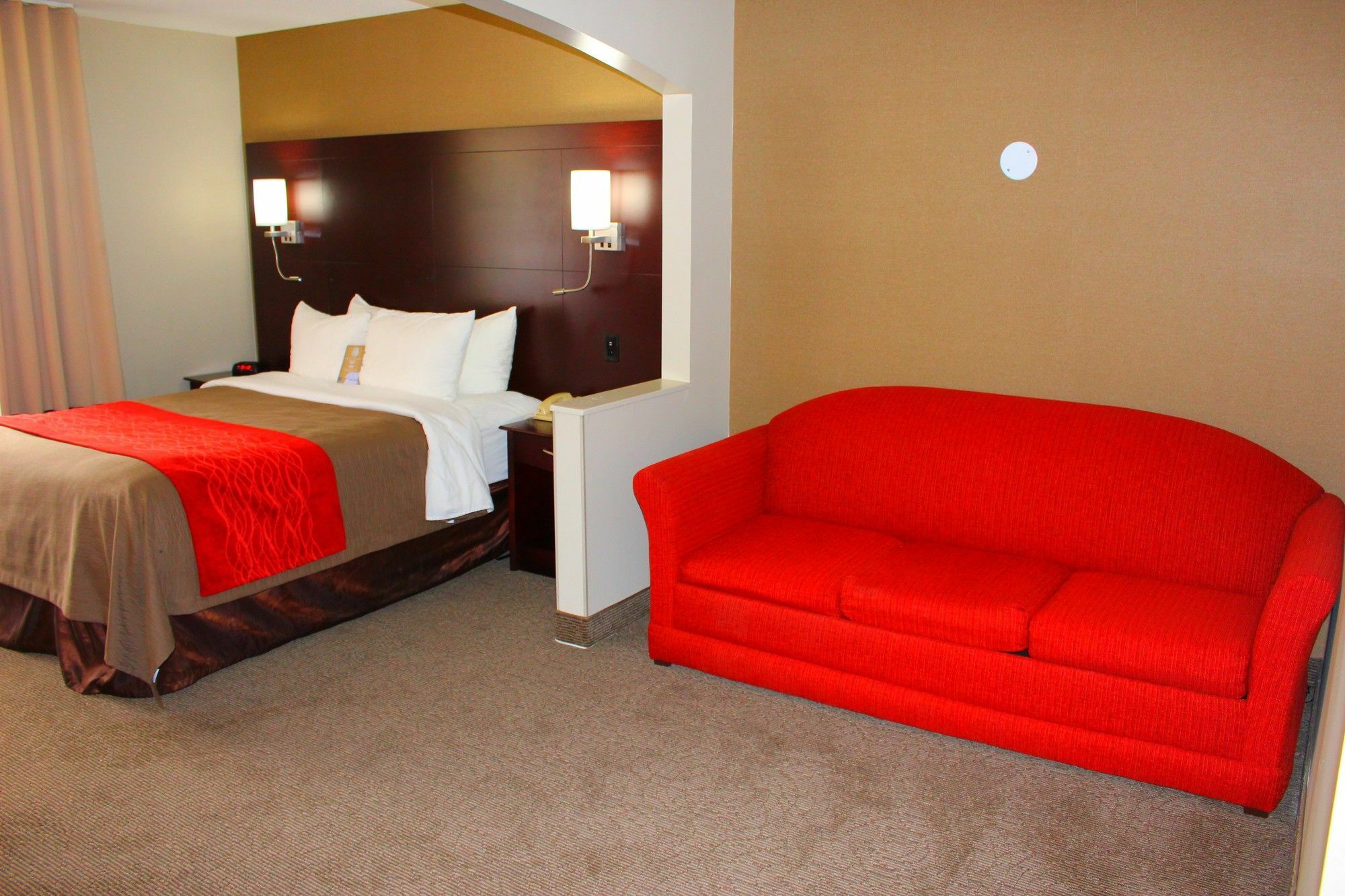 Comfort Inn & Suites Barrie Bagian luar foto
